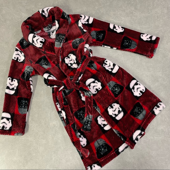 Star Wars Other - Star Wars Kid's XS Robe with Self Belt Red